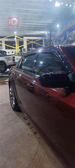 كرايسلر 300